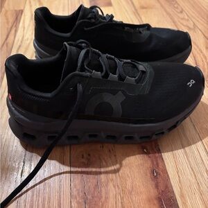 On Running Women’s Black Athletic Shoes